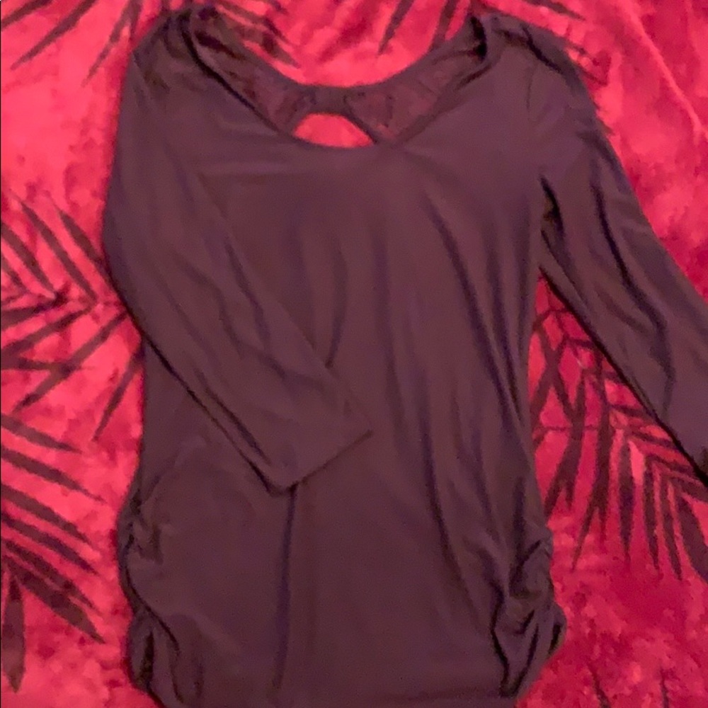 3/4 sleeve shirt